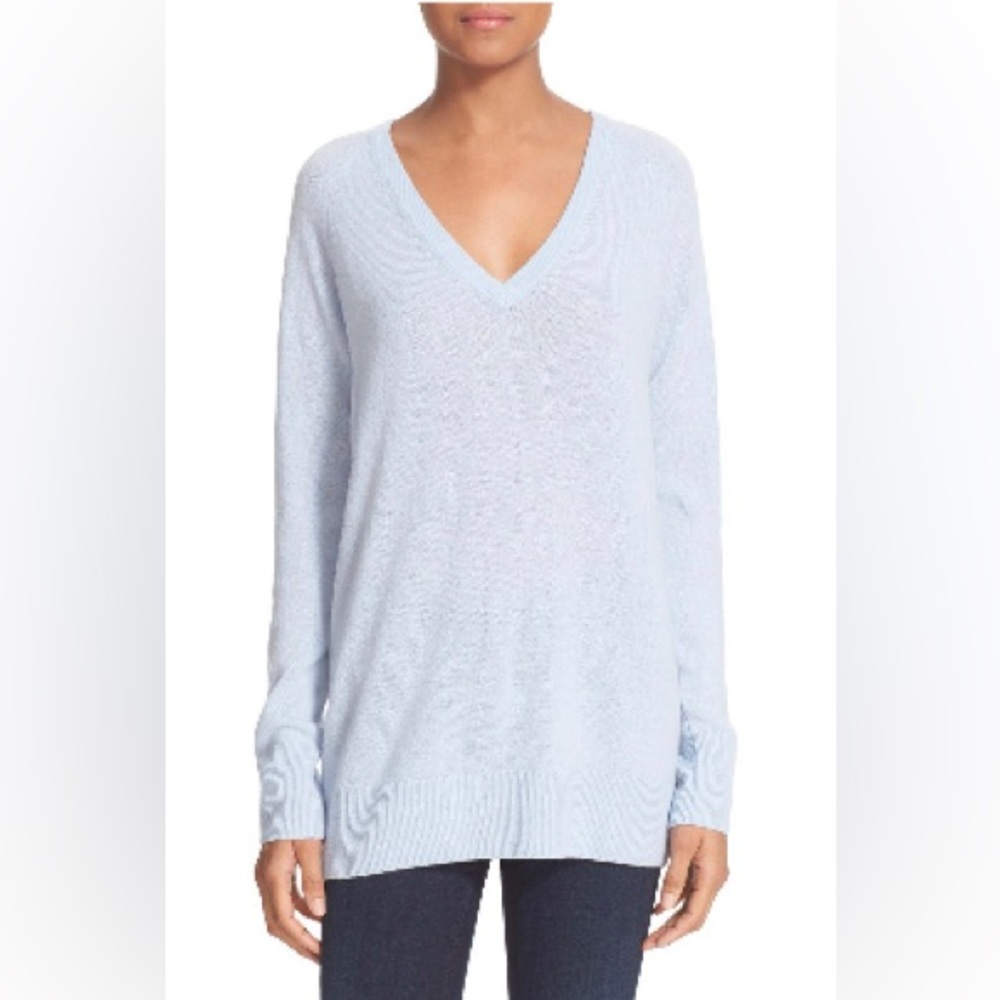 Equipment 'Asher' V-Neck Cashmere Sweater in Periwinkle. Size M.